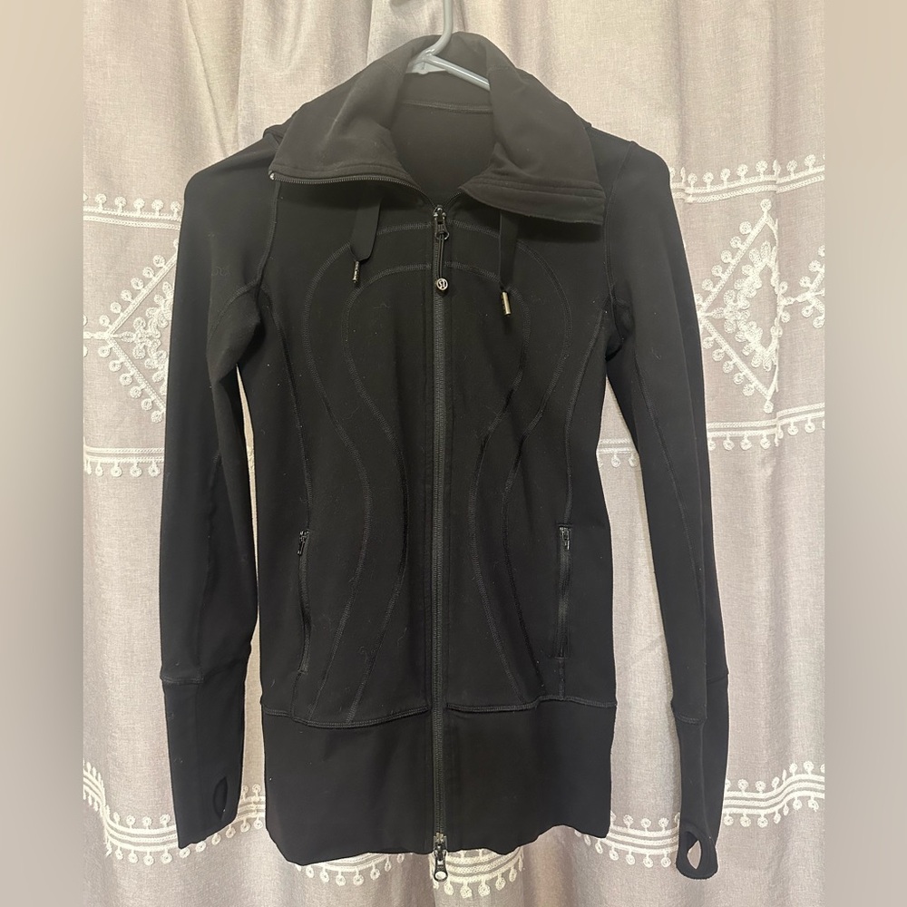 Lululemon zip up hoodie sweater
